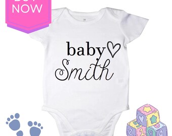 Body de bebé / Anuncio de bebé / Mono de bebé / Mono de bebé personalizado / Texto personalizado / Mono con apellido