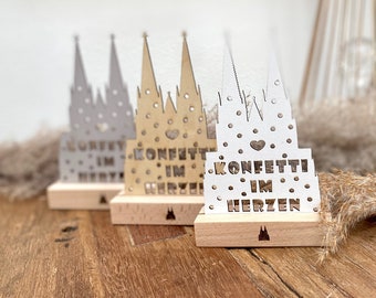 Kölner Dom Aufsteller " Konfetti im Herzen " mit Namen personalisierbar aus Holz / Geschenk