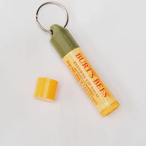 Burt&#39;s Bees Keychain Cap - Chapstick Holder