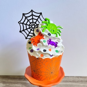 Fake Spider Cupcake