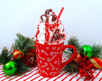 Fake Peppermint Mocha | Fake Peppermint Hot Chocolate | Fake Candy Cane Hot Chocolate | Faux Hot Chocolate | Fake Christmas Dessert |
