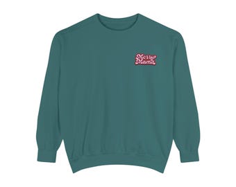 Merry Mama Embroidered Sweatshirt Retro - Vintage Sweater, Gender-Neutral Jumper, Cozy Pullover, Family Holiday Apparel, Festive Mother