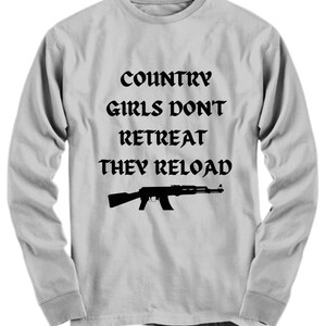 Country Girls Tee for Women Hunters and Outdoor Lovers