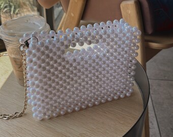Handmade Pearl Beaded Bag: Elegant Small Purse