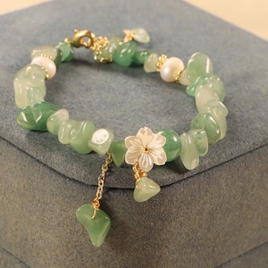 Green Crystal Beads Gemstone Bracelet with Flower Charm,Dainty Friendship Bracelet