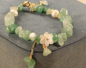 Green Crystal Beads Gemstone Bracelet with Flower Charm, Dainty Friendship Bracelet, Gift for Her