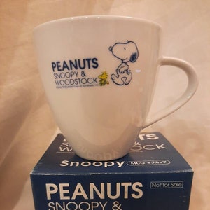Two for One: Peanuts Snoopy & Woodstock Mug in Box Set, New; never used. Snoopy Japan.