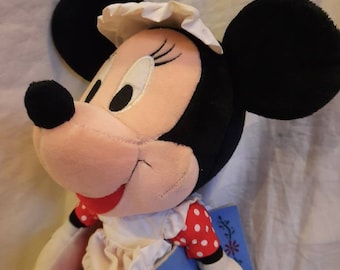 Dwa w jednym: Myszka Minnie z dużymi czerwonymi obcasami, 15-calowa figurka Myszki Minnie firmy Sega z 2000 roku, Japonia. Świetny stan. Wyprodukowano na rynek japoński.