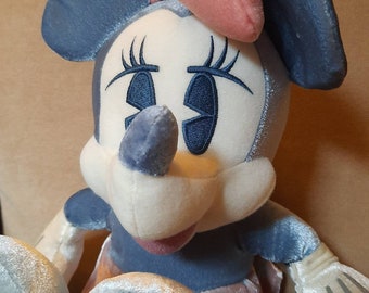 MILLENNIUM　Minnie Disney Bob Mackie Millennium Minnie Mouse Doll Limited
