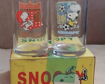 ZELDZAAM: Twee Peanuts Snoopy Voetbal en Voetbalbril. Gemaakt in Taiwan; Nieuwe wijnoogst