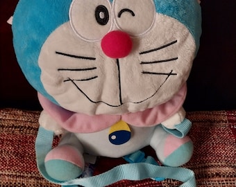 10 "Doraemon Plüschrucksack; Like New & Tag
