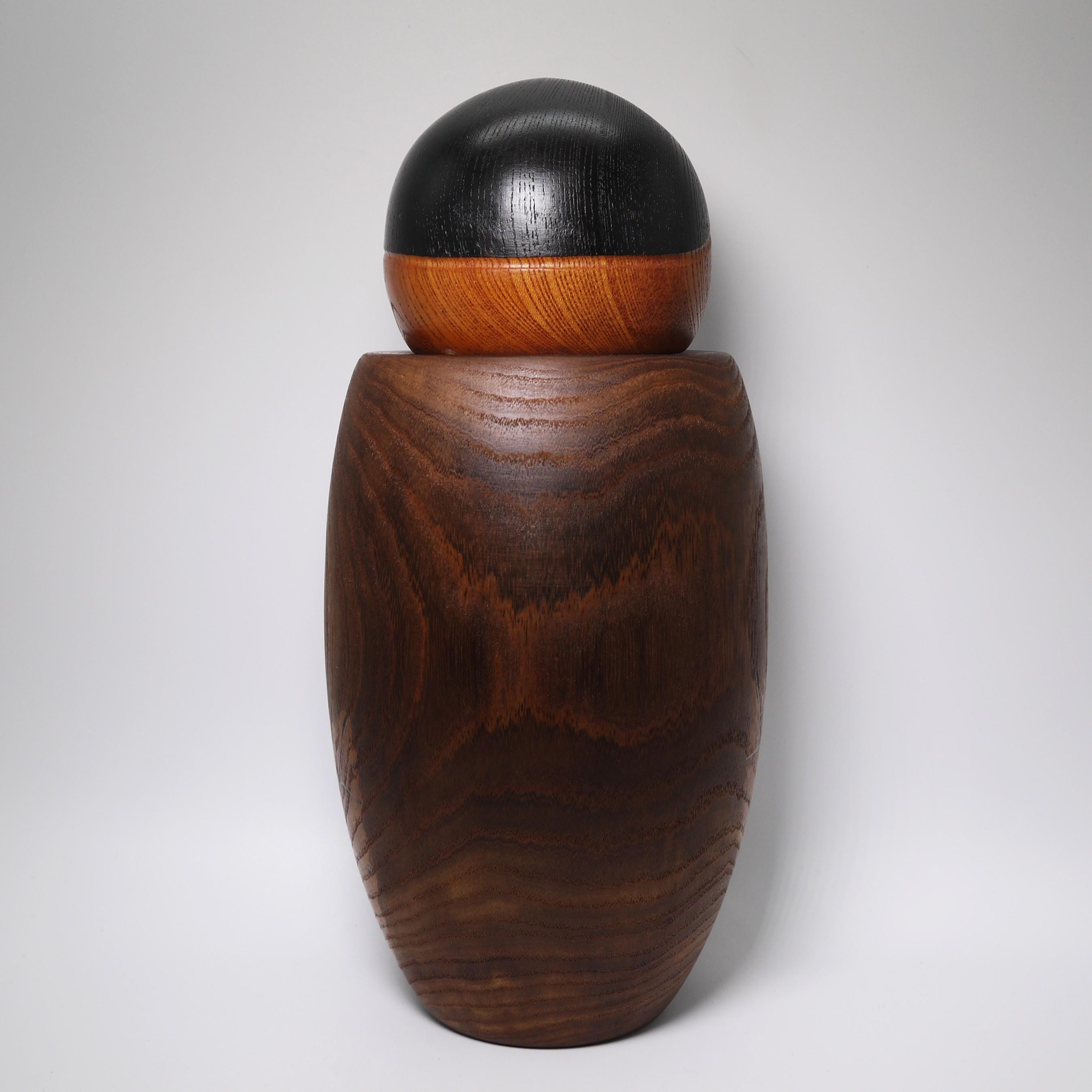 山中三平作 木製こけし人形 黒・茶色 山中三平作 木製こけし人形 黒・茶色