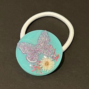Butterfly Hair Tie Made with Real Flowers, Girls Hair Accessory, Dainty Botanical Accessory, Gifts for Her, Hair Ties Elastics Ponytail