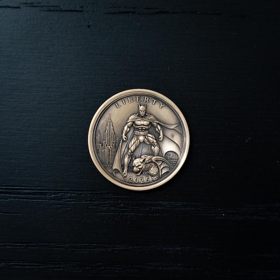 Batman Collectible Coin | 2025 Quarter Dollar Style | Dark Knight Fan Art | Gotham Superhero Challenge Coin | Antique Bronze DC Gift