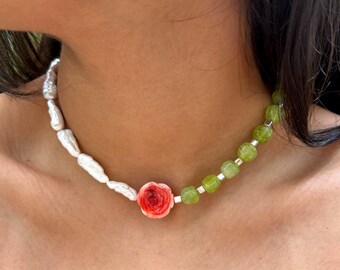 Handmade Adjustable Ibiza Necklace, Peridot Lime Stone, Freshwater Stick Pearls, Rose Mother of Pearl Pendant Spring Gift for Her, Boho Chic