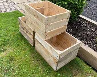 Rustic Wooden Apple Crate, UK Recycled Timber, Storage Box (50x40x30cm)