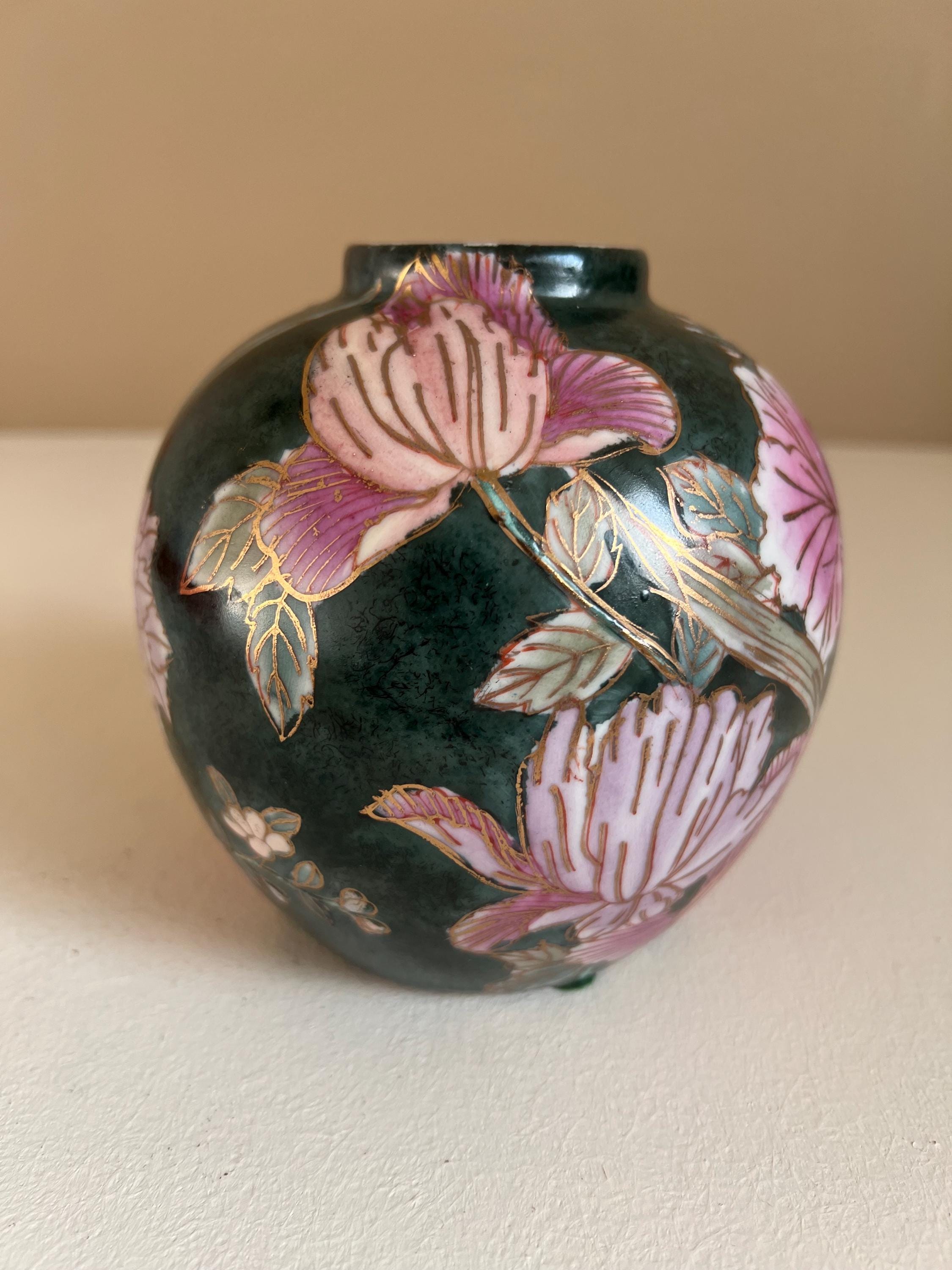 1980s hunter green cloisonné ginger jar vase with gold-edged floral motif