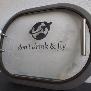 Tablett &quot;don&#39;t drink & fly&quot; Schriftzug originale Flugzeugscheibe Airline Airbus BOEING Flugzeug Deko