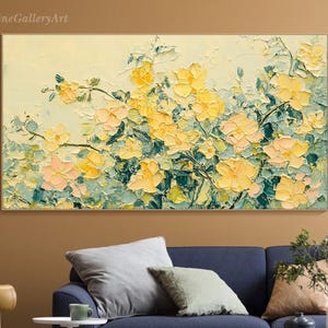 Peinture florale à l'huile sur toile, fleurs sauvages, art mural texturé, fleurs jaunes et pêchers, peinture botanique impressionniste, art mural de salle à manger