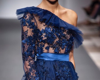 Lace and tulle top blue Priscilla IO. - one-shoulder - elegat top - sartorial - special occasions - handmade - high quality - made in Italy