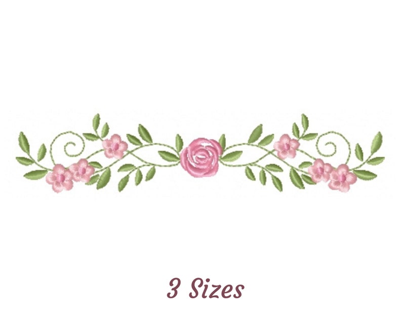 Pu&ograve; includere: Una rosa rosa con foglie verdi e fiori rosa pi&ugrave; piccoli, che formano un bordo decorativo. Il testo "3 misure" &egrave; sotto il disegno floreale.