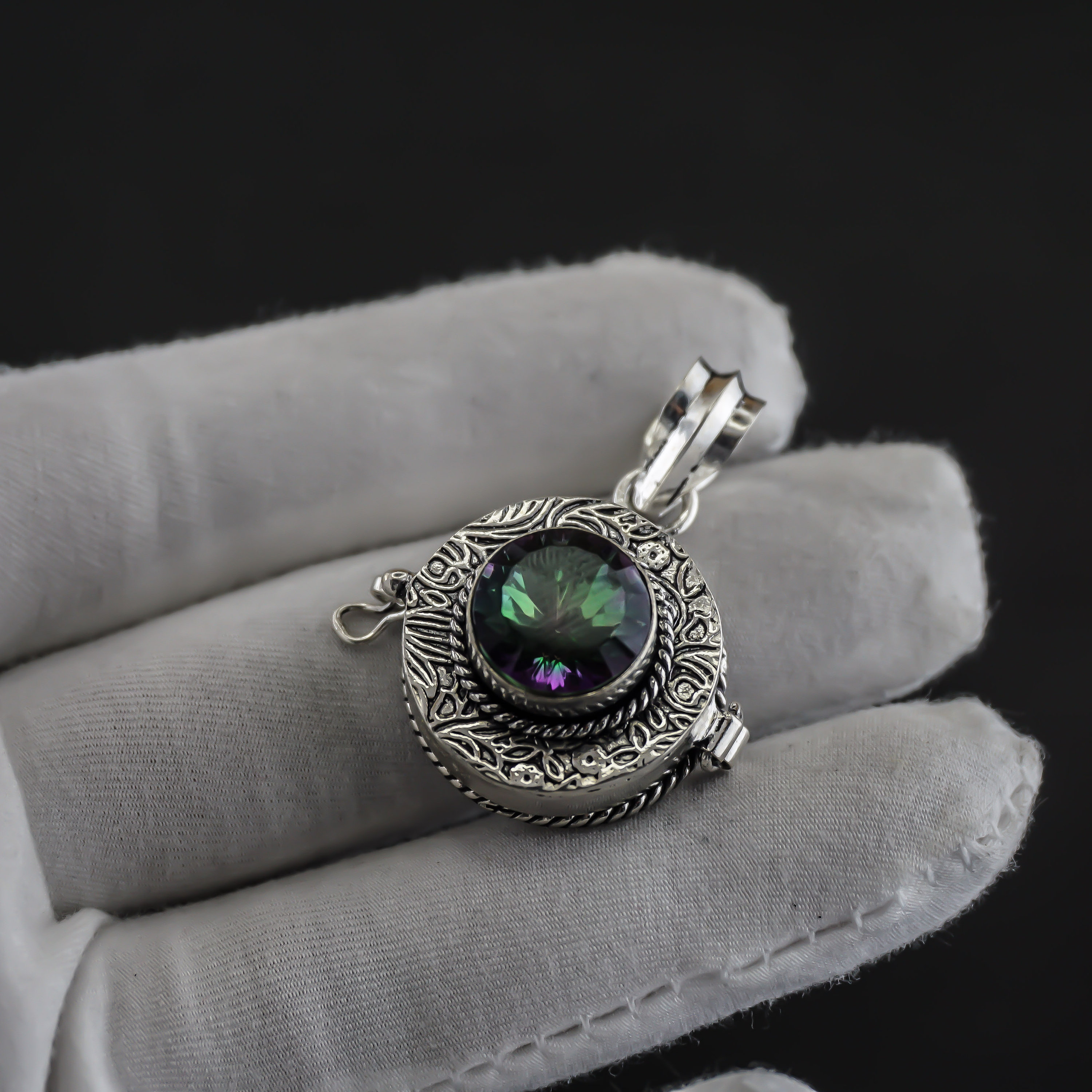 Round Poison Locket Mystic Concave Cut Oxidize Silver Locket