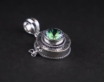 【PondPhuwin】MYSTIC LOCKET Amazon.com: Moonlight Mysteries Sterling Silver Pentagram