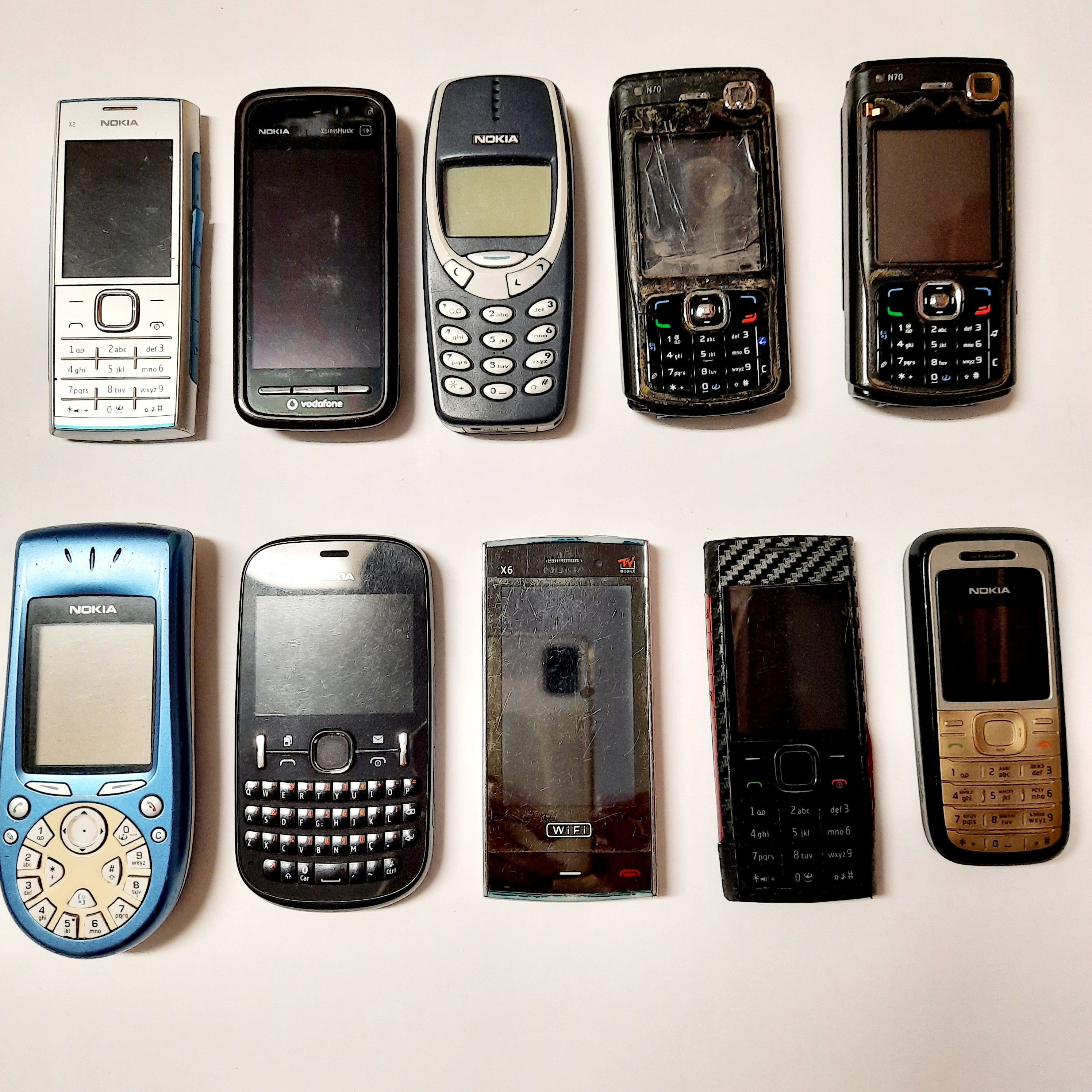 Vintage Nokia Phones. Lot of 10 Nokia Phones. Push-button Phones for ...