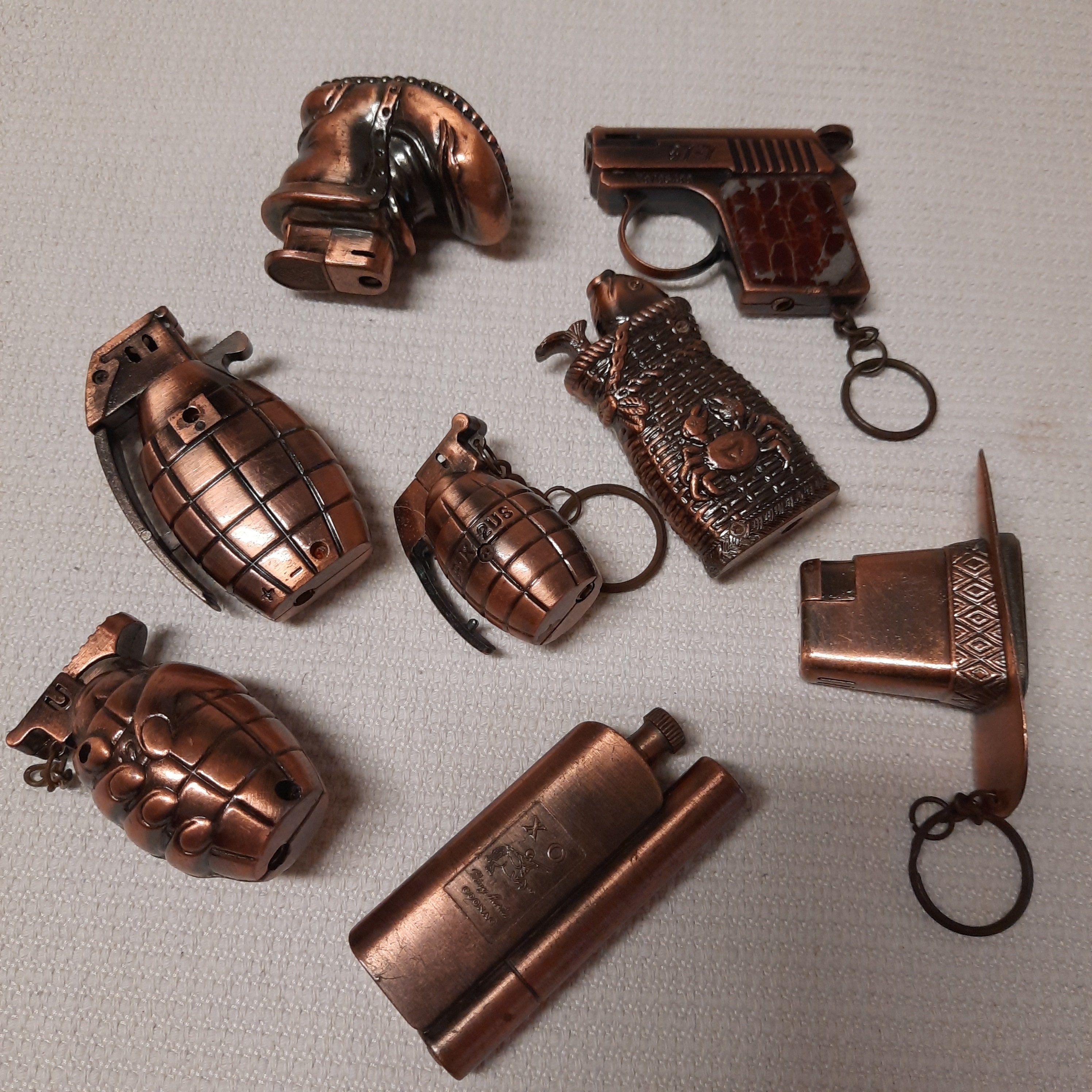 ヴィンテージグレネードライター、面白い形のライター、コレクターズ