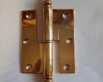 Door hinges are brass. Decorative door hinges in different sizes.   3.9", 3.5",3.6" 3.1" portuguese solid brass door hinges.