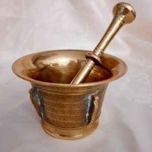Vintage Bronze Mortar and Pestle: Antique Pharmacy Decor