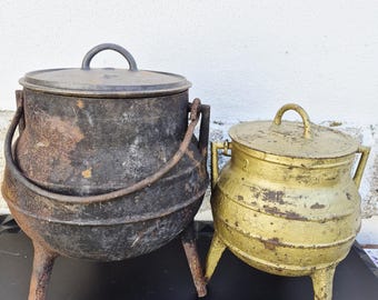 Vintage Portuguese Cast Iron Cauldron, Rustic Three-Legged Cauldron, Primitive Hanging Cauldron, Witch's Cauldron