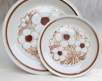 Piatto in gres vintage Sunmarc: stoviglie in ceramica floreale giapponese