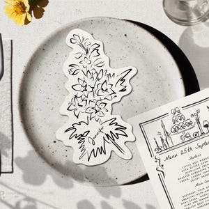 forme cocktail de fleurs de delphinium à découper modèle PLACE DE TABLE | cartes de visite fantaisistes de fleurs sauvages dessinées à la main | funky, cool | 0035