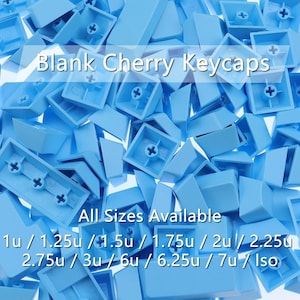 Könnte beinhalten: Ein Haufen hellblauer, leerer Cherry-Tastenkappen. Das Bild enthält den Text "Blank Cherry Keycaps" und "All Sizes Available" mit den aufgeführten Größenoptionen. Die Tastenkappen sind in verschiedenen Formen und Größen.