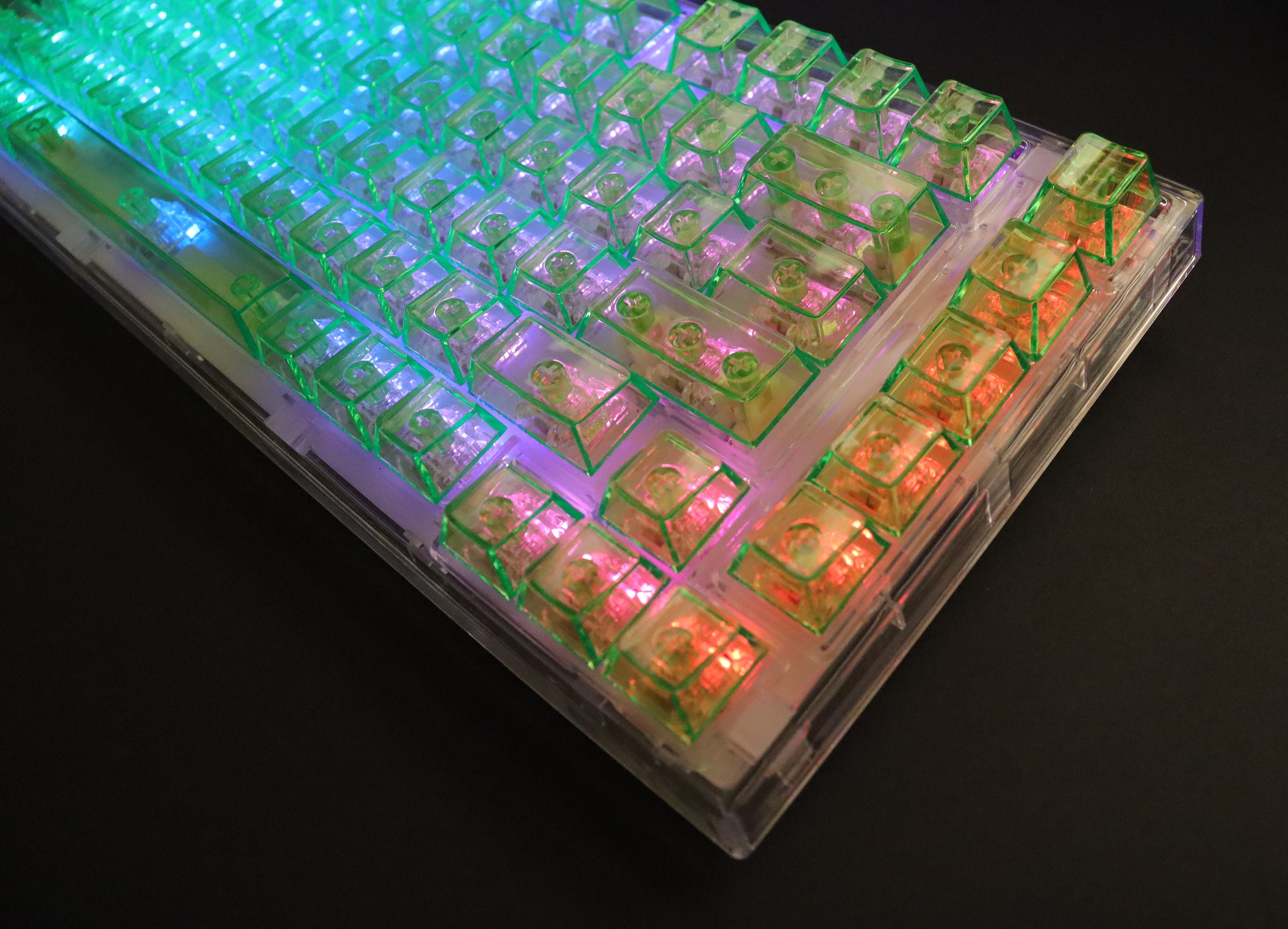 MasterKeys Pro L RGB - Clear Edition, un clavier qu'il est tout transparent  chez Cooler Master