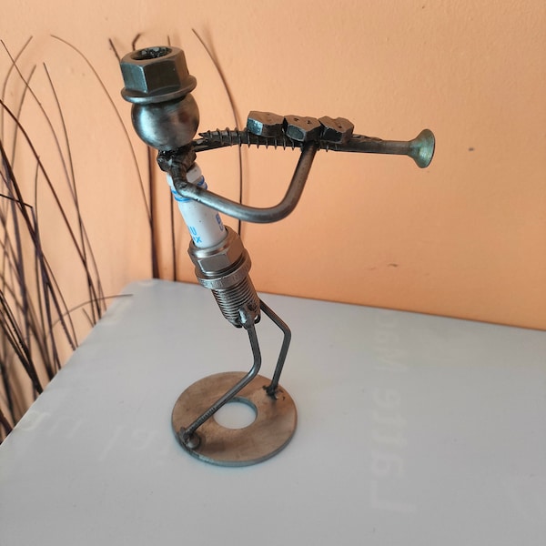 Clarinet Player Figurine, Funky Home Decor, Welded Metal Art Sculpture, Jazz Metal Sculpture, Gifts for Musicians Sculpture Decor