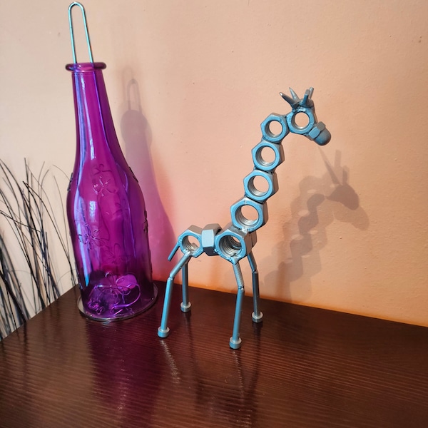 Sculpture girafe en métal, ornement girafe, décoration d'étagère de chambre d'enfant pour les amoureux des animaux, oeuvre d'art en métal soudé girafe