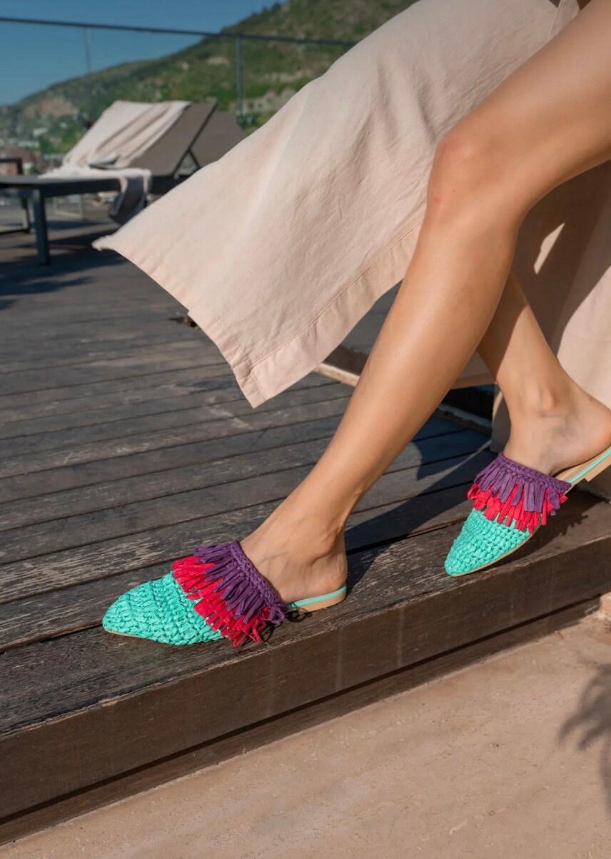 Flats with hotsell turquoise soles