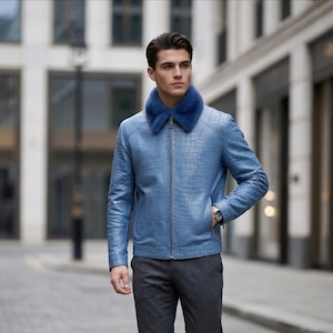 Handgemaakt leren bomberjack met krokodillenreliëf en afneembare bontkraag - Luxe motorjas voor heren