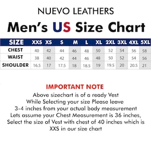Pu&ograve; includere: Una tabella delle taglie per gilet di Nuevo Leathers intitolata US Size Chart. Elenca le misure di torace, vita e spalle in pollici per le taglie dalla XXS alla 5XL. Una nota importante consiglia di lasciare 3-4 pollici di agio dal corpo.