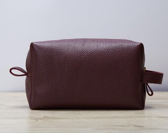 Burgundy Leather Cosmetic Case: Personalized Makeup Pouch for Women, Bridesmaid Travel Gift