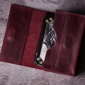 Estuche de tarot personalizado de cuero rojo, soporte para baraja de tarot, caja para baraja de tarot, herramientas de adivinación, regalo personalizado, regalo espiritual para el día de la madre