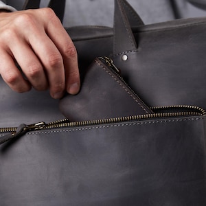 Sleek Leather Glasses Case – Zipper Closure Sunglasses Holder, Handmade Eyewear Travel Pouch Gray