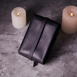 Estuche personalizado para cartas de tarot / Estuche de cuero para cartas de tarot con grabado / Estuche para baraja de tarot con herramientas de adivinación / Regalos para mamá