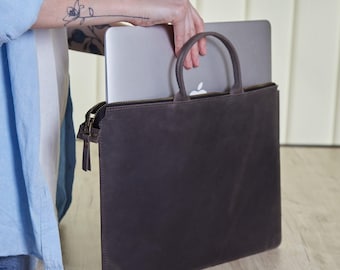Top Handle Bag for reMarkable: Personalized Leather Sleeve, fits Paper Pro, reMarkable 2