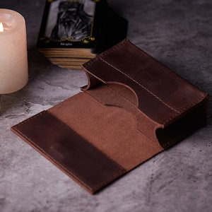 Porta carte dei Tarocchi in pelle personalizzato, porta mazzi di tarocchi, scatola per mazzi di tarocchi, strumenti di divinazione, regalo personalizzato, regalo spirituale