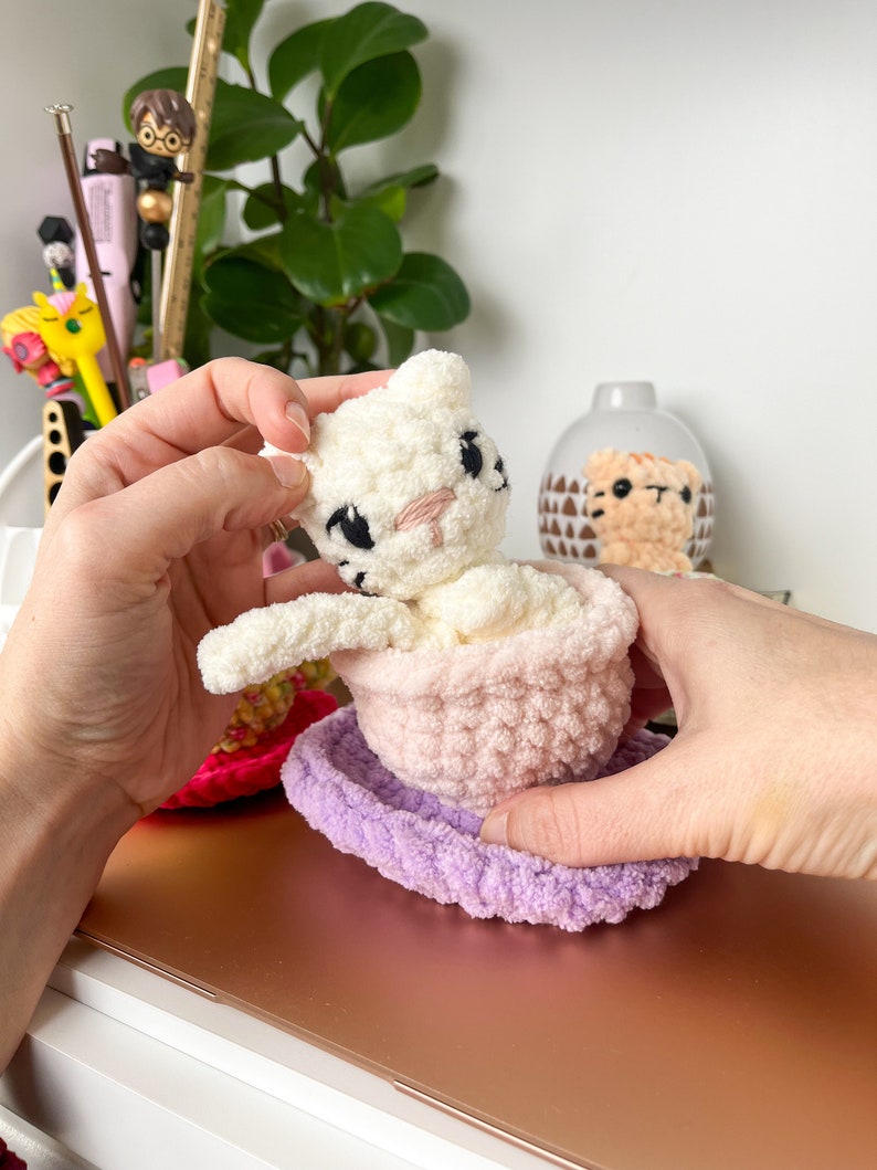 NO SEW Tabby Teacup Popping Desk Pal, PDF Pattern, Crochet Pop Pattern image 8