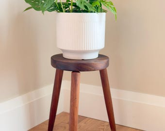 Pedestal de madera para plantas hecho a mano / Pedestal de trípode estilo taburete