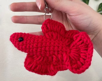 Llavero de pez betta de ganchillo / Colgante de animal marino para bolso/mochila / Regalo hecho a mano / Pez de agua dulce / Animal marino